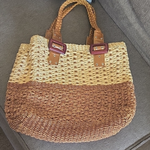Two-Tone Woven Tote Bag - Picture 1 of 13